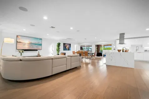 5841 Bayview Drive Fort Lauderdale FL 33308