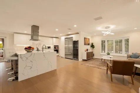 5841 Bayview Drive Fort Lauderdale FL 33308