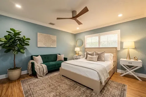 5841 Bayview Drive Fort Lauderdale FL 33308
