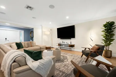 5841 Bayview Drive Fort Lauderdale FL 33308