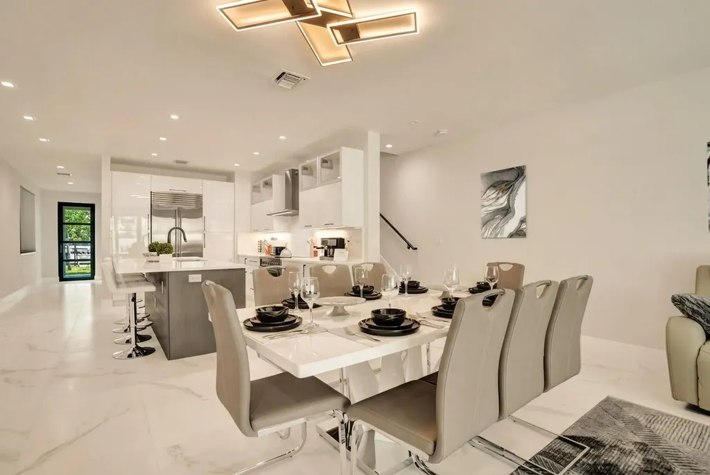 119 SE 12th Avenue Fort Lauderdale FL 33301