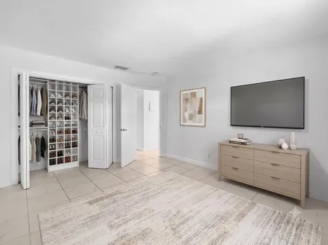 2607 NE 8th Avenue Wilton Manors FL 33334