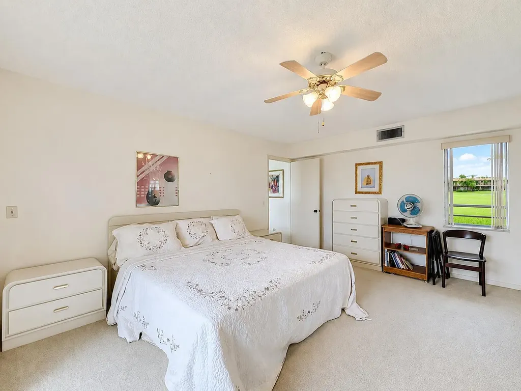 48 Piedmont Delray Beach FL 33484