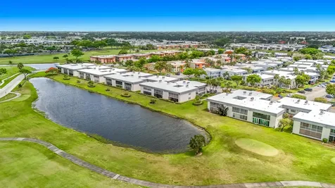 48 Piedmont Delray Beach FL 33484