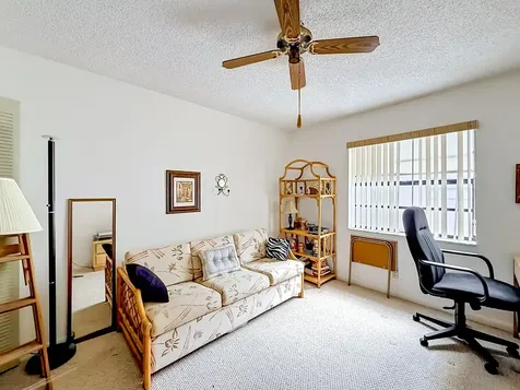 48 Piedmont Delray Beach FL 33484