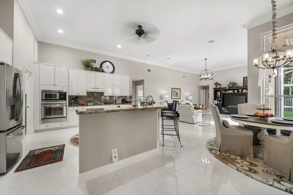 15791 Cedar Grove Lane Wellington FL 33414