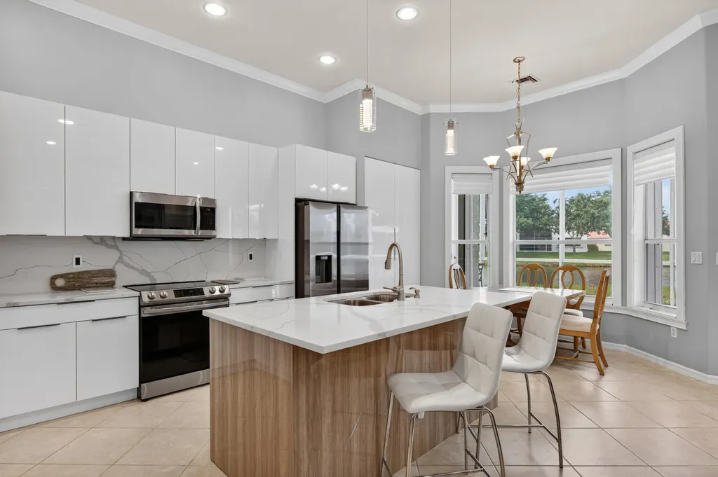 7811 Lando Avenue Boynton Beach FL 33437