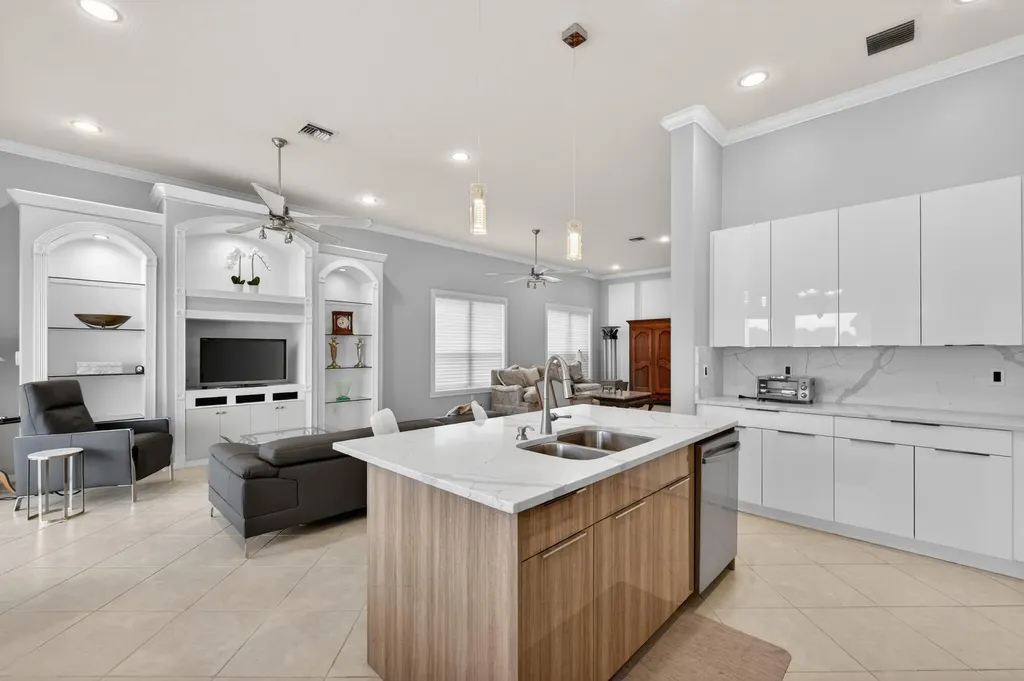 7811 Lando Avenue Boynton Beach FL 33437