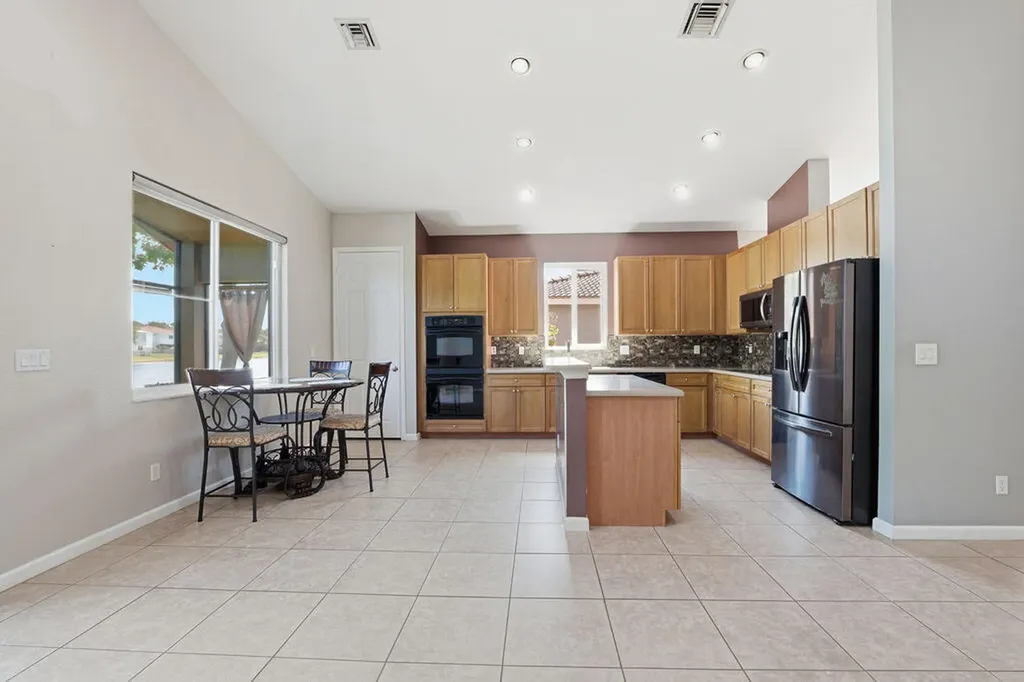 2165 SW Newport Isle Boulevard Port St Lucie FL 34953
