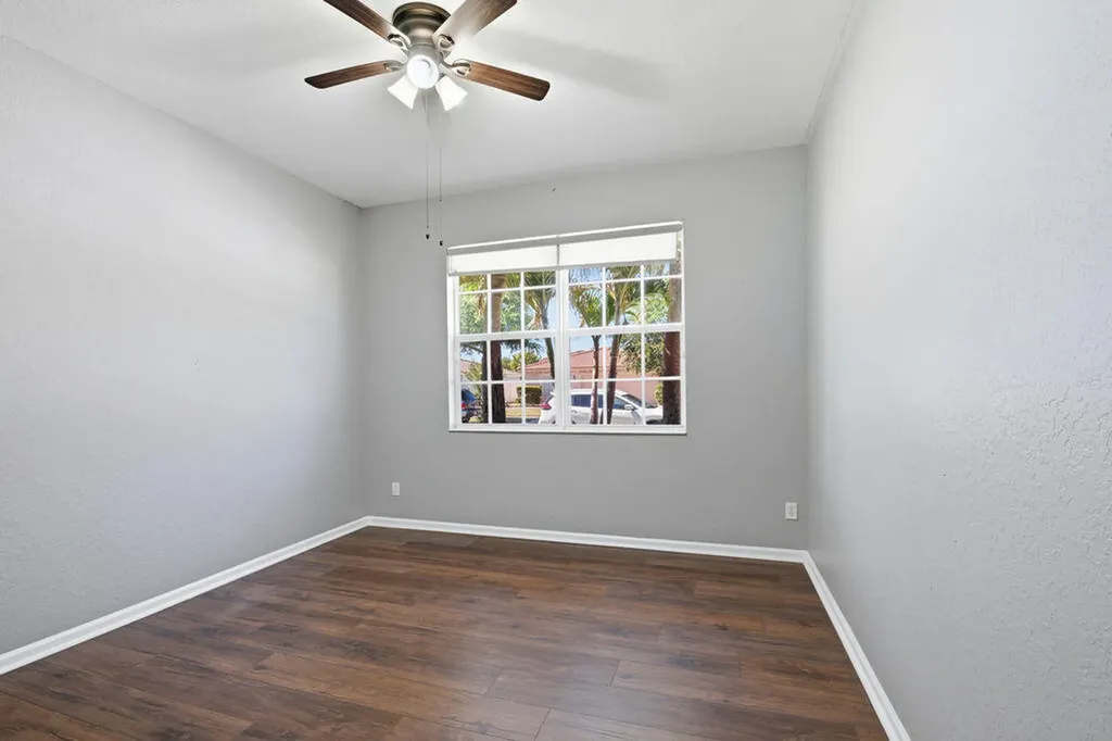 2165 SW Newport Isle Boulevard Port St Lucie FL 34953