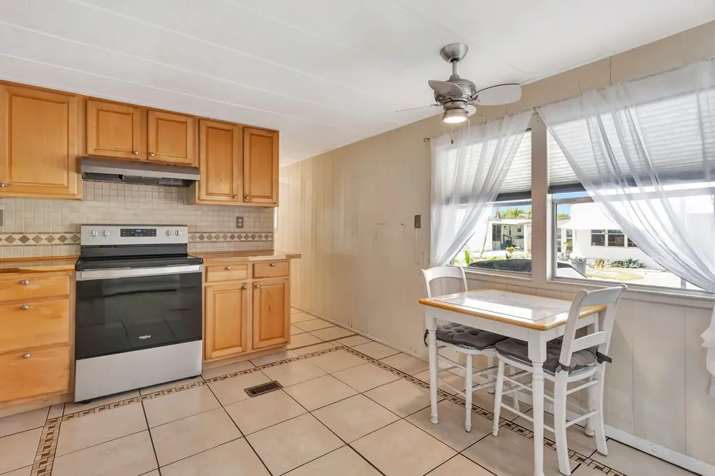 10885 SE Federal Hwy 67 Highway Hobe Sound FL 33455