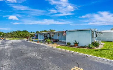 10885 SE Federal Hwy 67 Highway Hobe Sound FL 33455
