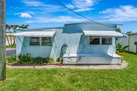 10885 SE Federal Hwy 67 Highway Hobe Sound FL 33455