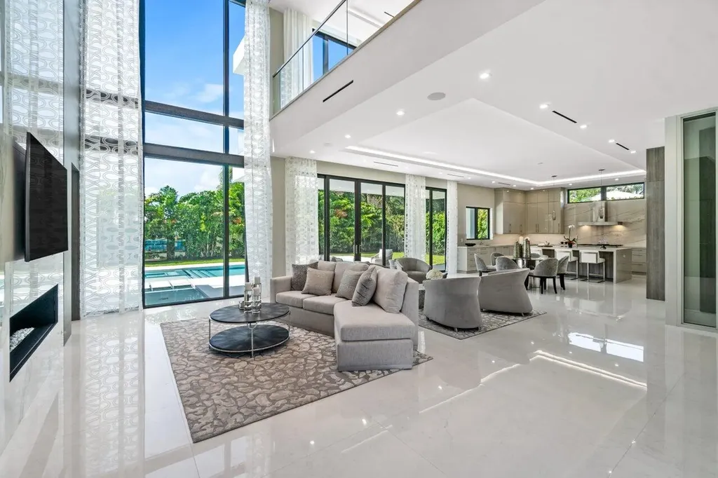 2391 Areca Palm Road Boca Raton FL 33432