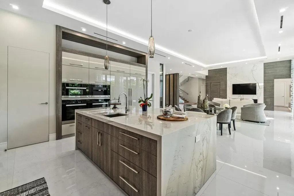 2391 Areca Palm Road Boca Raton FL 33432