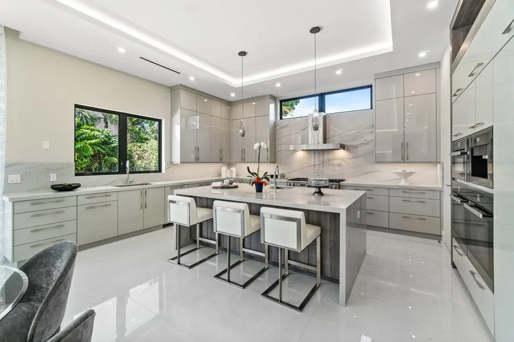 2391 Areca Palm Road Boca Raton FL 33432