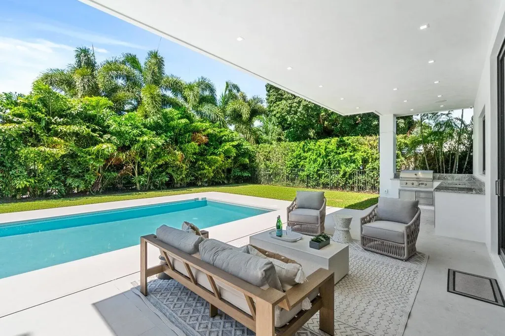 2391 Areca Palm Road Boca Raton FL 33432