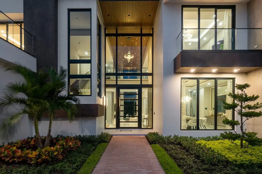 2391 Areca Palm Road Boca Raton FL 33432