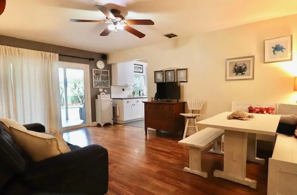 7460 SW 42nd Place Davie FL 33314
