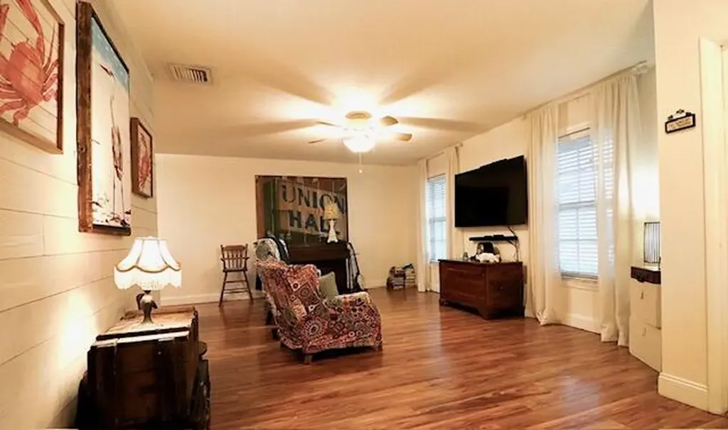 7460 SW 42nd Place Davie FL 33314