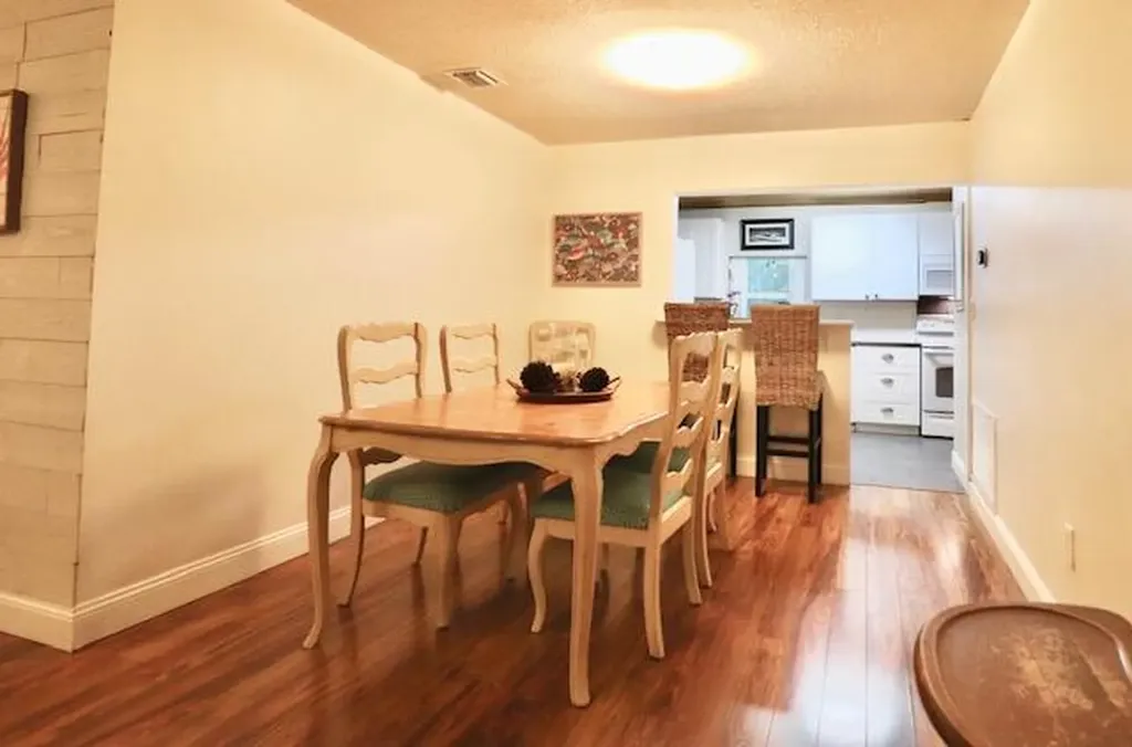 7460 SW 42nd Place Davie FL 33314