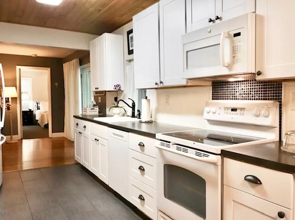 7460 SW 42nd Place Davie FL 33314