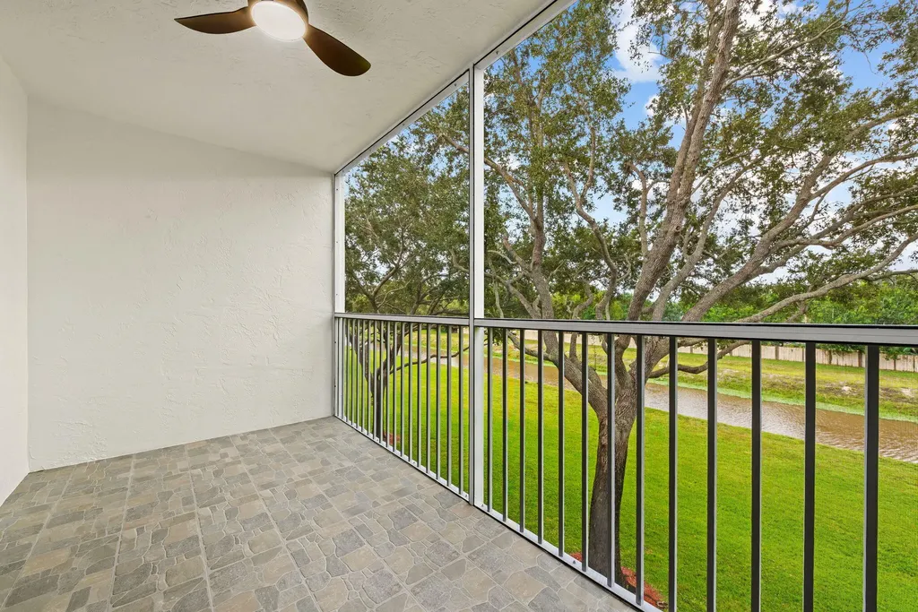 4734 E Lucerne Lakes Boulevard E Lake Worth FL 33467