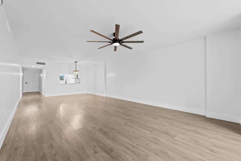 4734 E Lucerne Lakes Boulevard E Lake Worth FL 33467