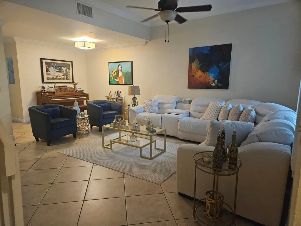 3829 Schoolhouse Road Road E Fort Myers FL 33916