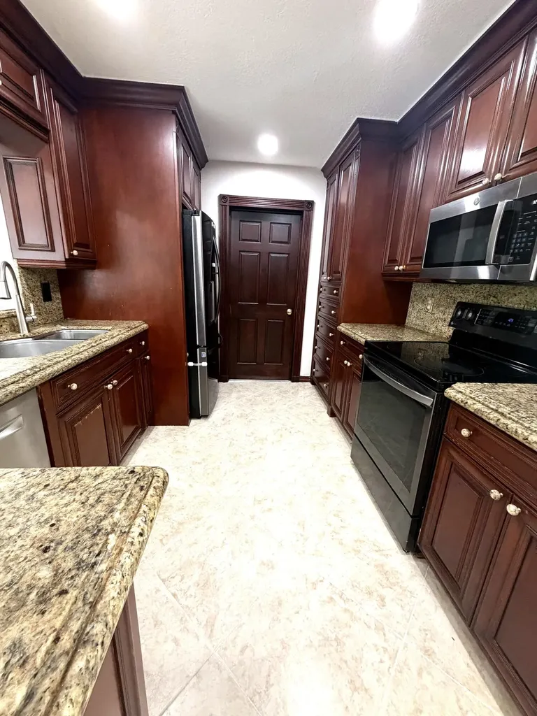 9585 Affirmed Lane Boca Raton FL 33496