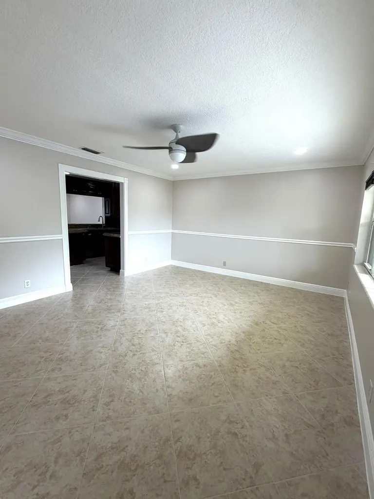 9585 Affirmed Lane Boca Raton FL 33496