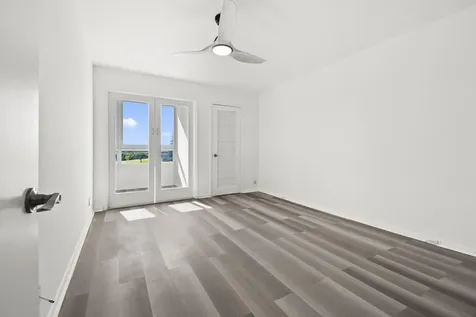 4047 Lincoln Boca Raton FL 33434