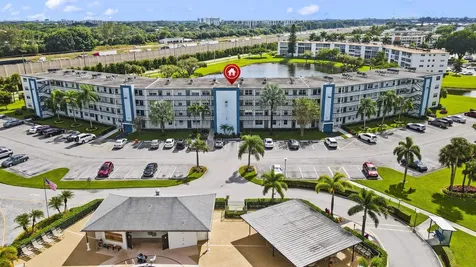 4047 Lincoln Boca Raton FL 33434