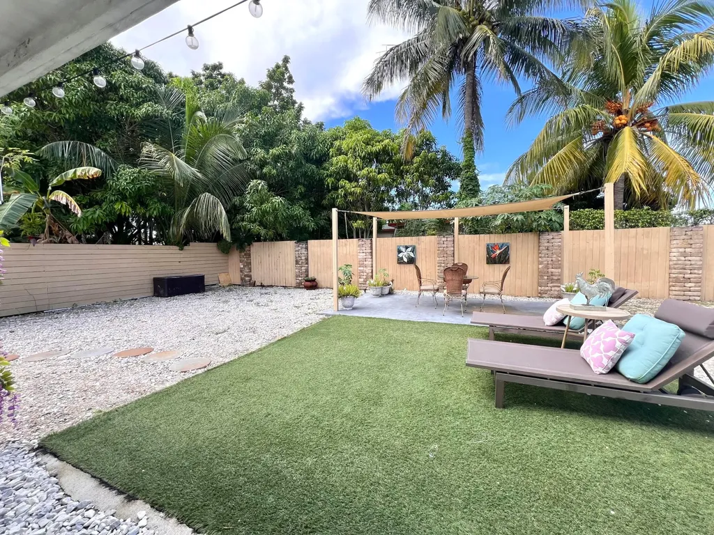902 S Swinton Avenue Delray Beach FL 33444
