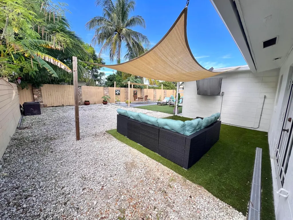 902 S Swinton Avenue Delray Beach FL 33444