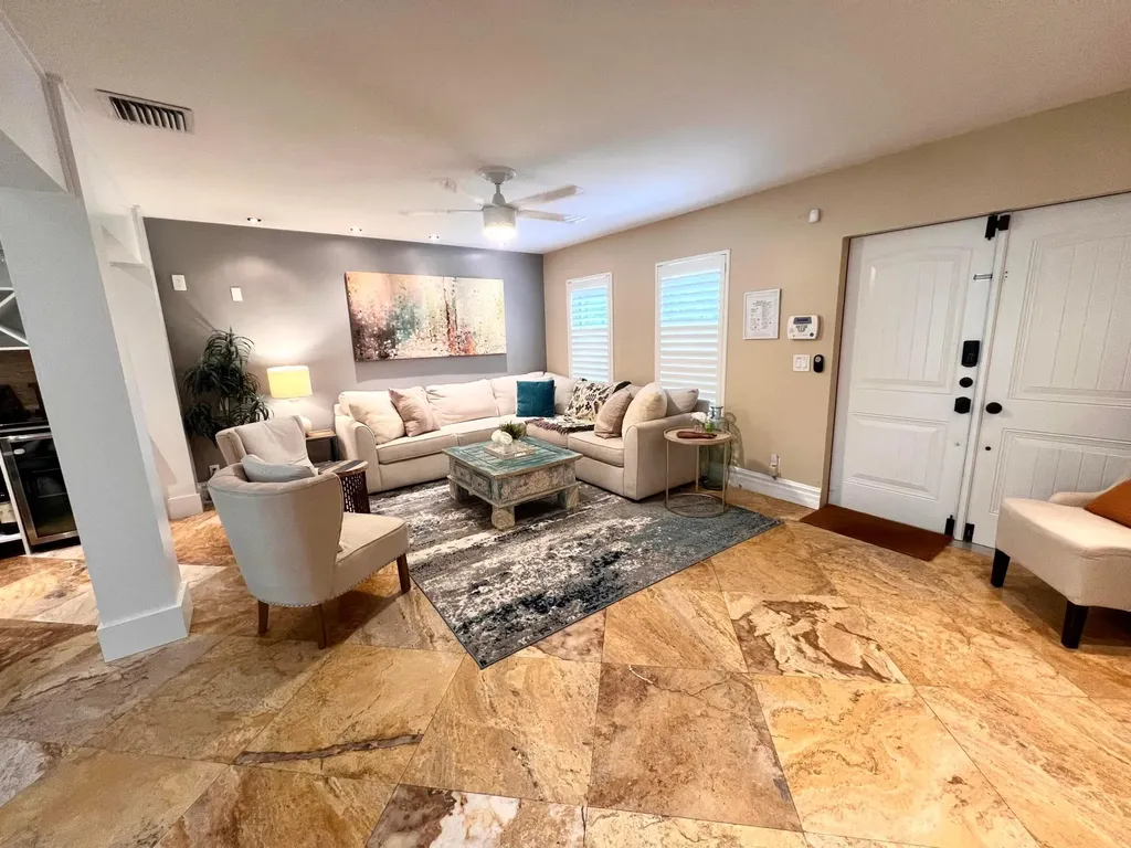 902 S Swinton Avenue Delray Beach FL 33444