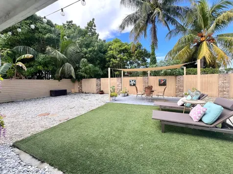 902 S Swinton Avenue Delray Beach FL 33444