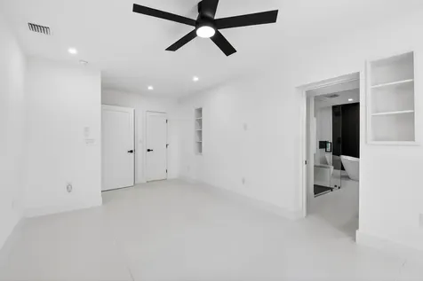1410 N Beta Court Court N Lake Clarke Shores FL 33406