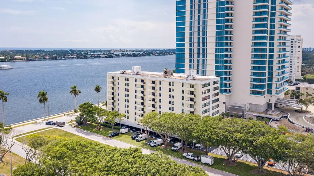 1501 S Flagler Drive West Palm Beach FL 33401