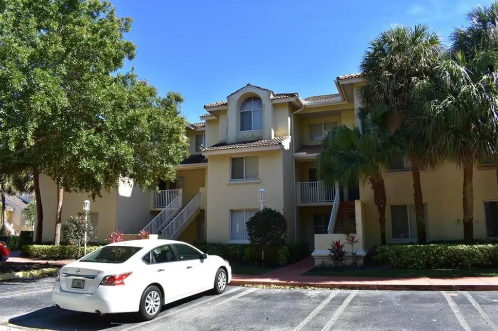 7108 Glenmoor Drive West Palm Beach FL 33409