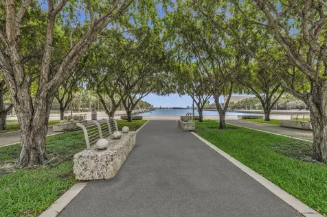 900 Biscayne Boulevard Miami FL 33132