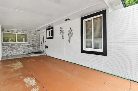 124 Davis Road Palm Springs FL 33461