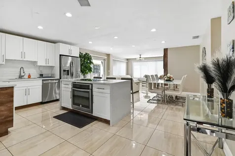 124 Davis Road Palm Springs FL 33461
