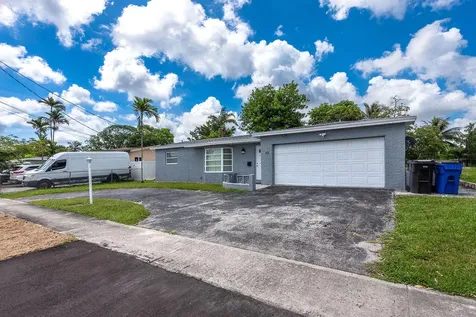 3400 NW 39th Street Lauderdale Lakes FL 33309