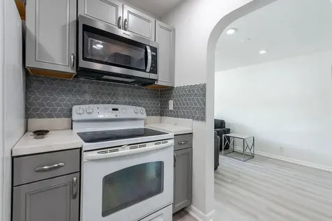 3400 NW 39th Avenue Lauderdale Lakes FL 33309
