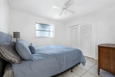 3400 NW 39th Street Lauderdale Lakes FL 33309
