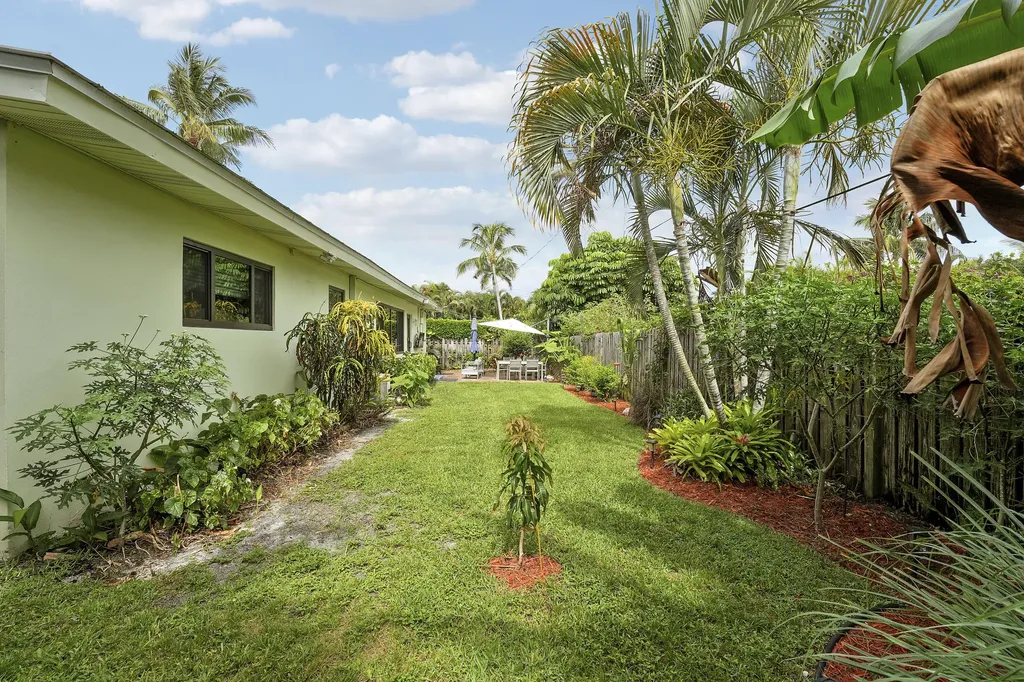 109 NE 17th Street Delray Beach FL 33444