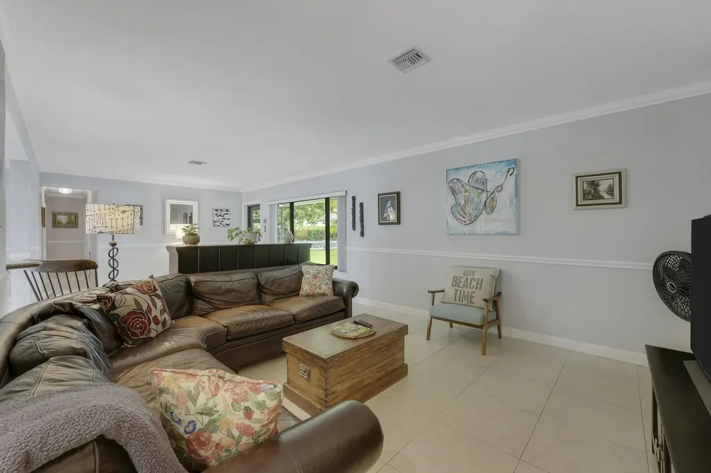 109 NE 17th Street Delray Beach FL 33444