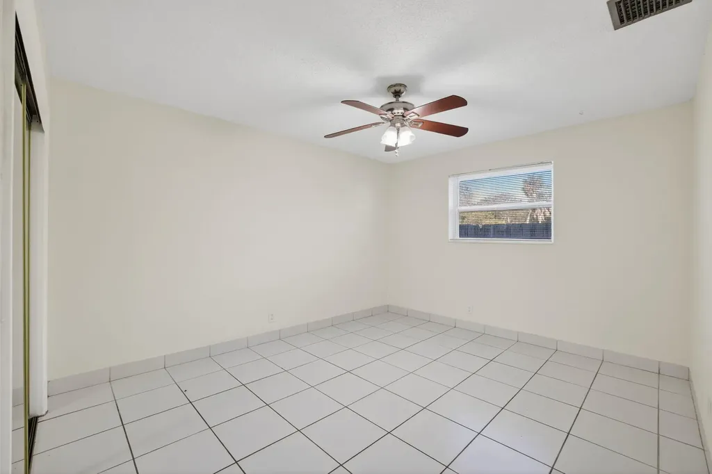 2500 SW 18th Terrace Fort Lauderdale FL 33315