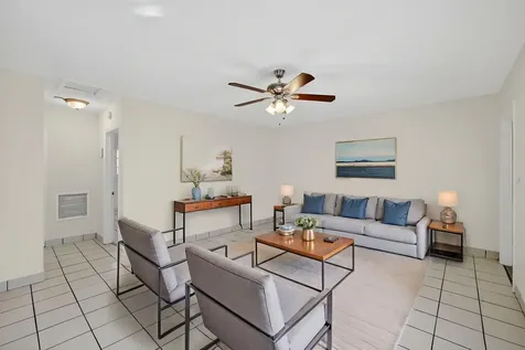 2500 SW 18th Terrace Fort Lauderdale FL 33315